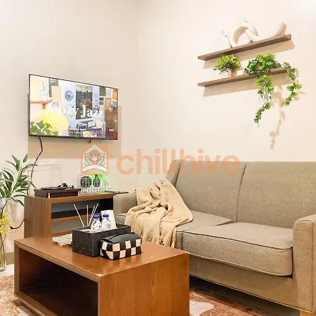 Chic Bgc Condo Across Uptown Mall #Ournw9B Manila Exterior photo