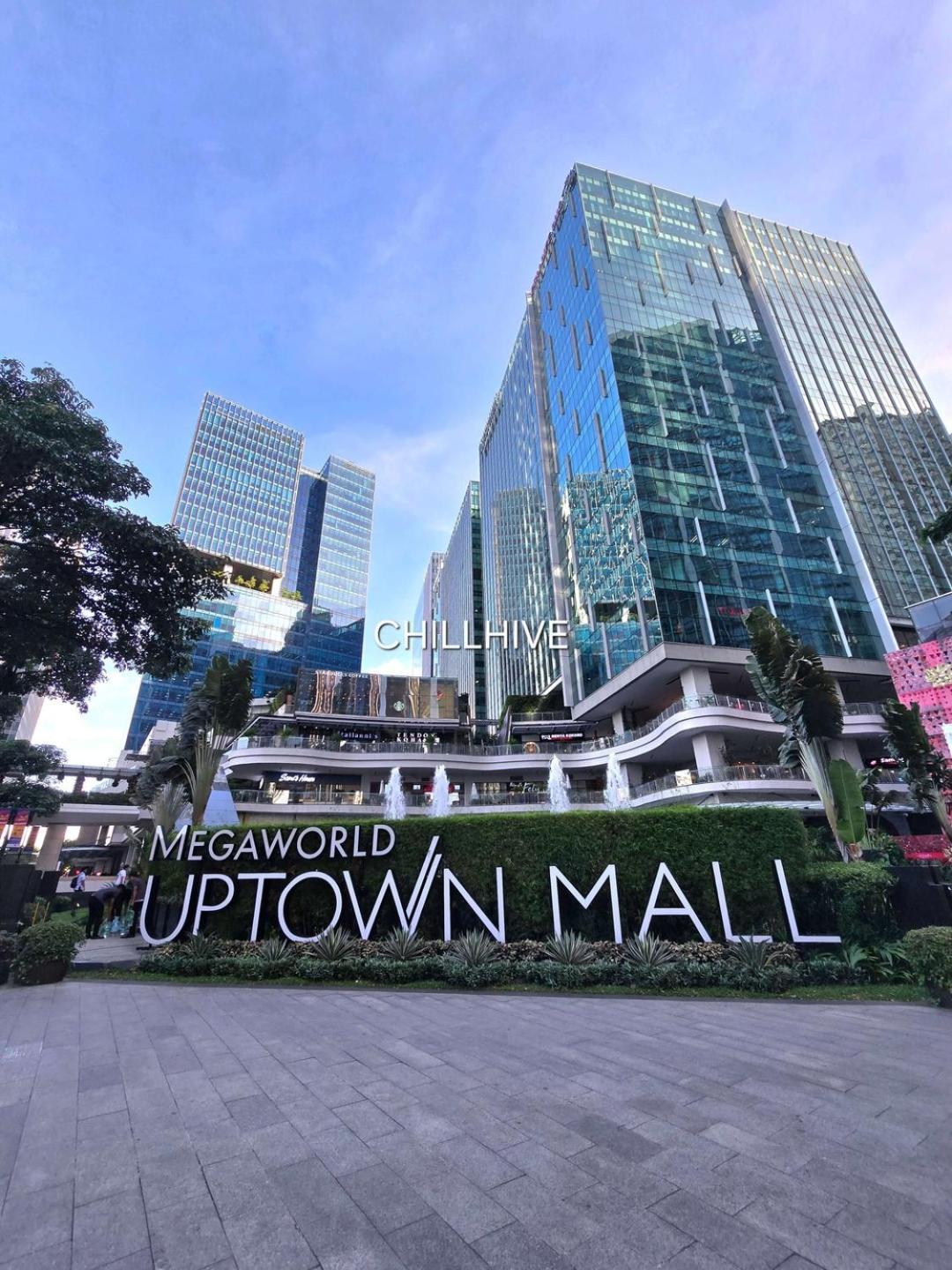 Holiday home Chic Bgc Across Uptown Mall #ournw9b Manila