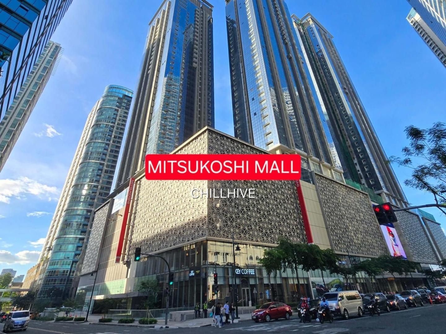 Chic Bgc Across Uptown Mall #ournw9b * Manila