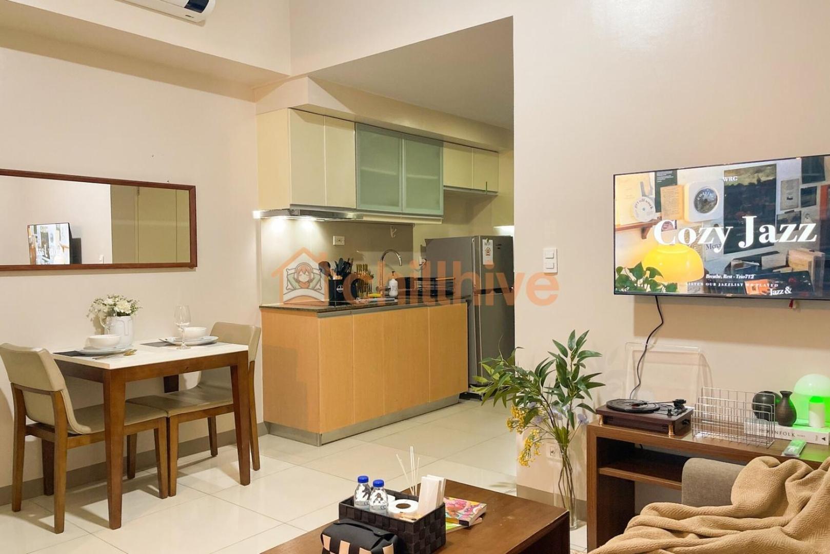 Holiday home Chic Bgc Across Uptown Mall #ournw9b